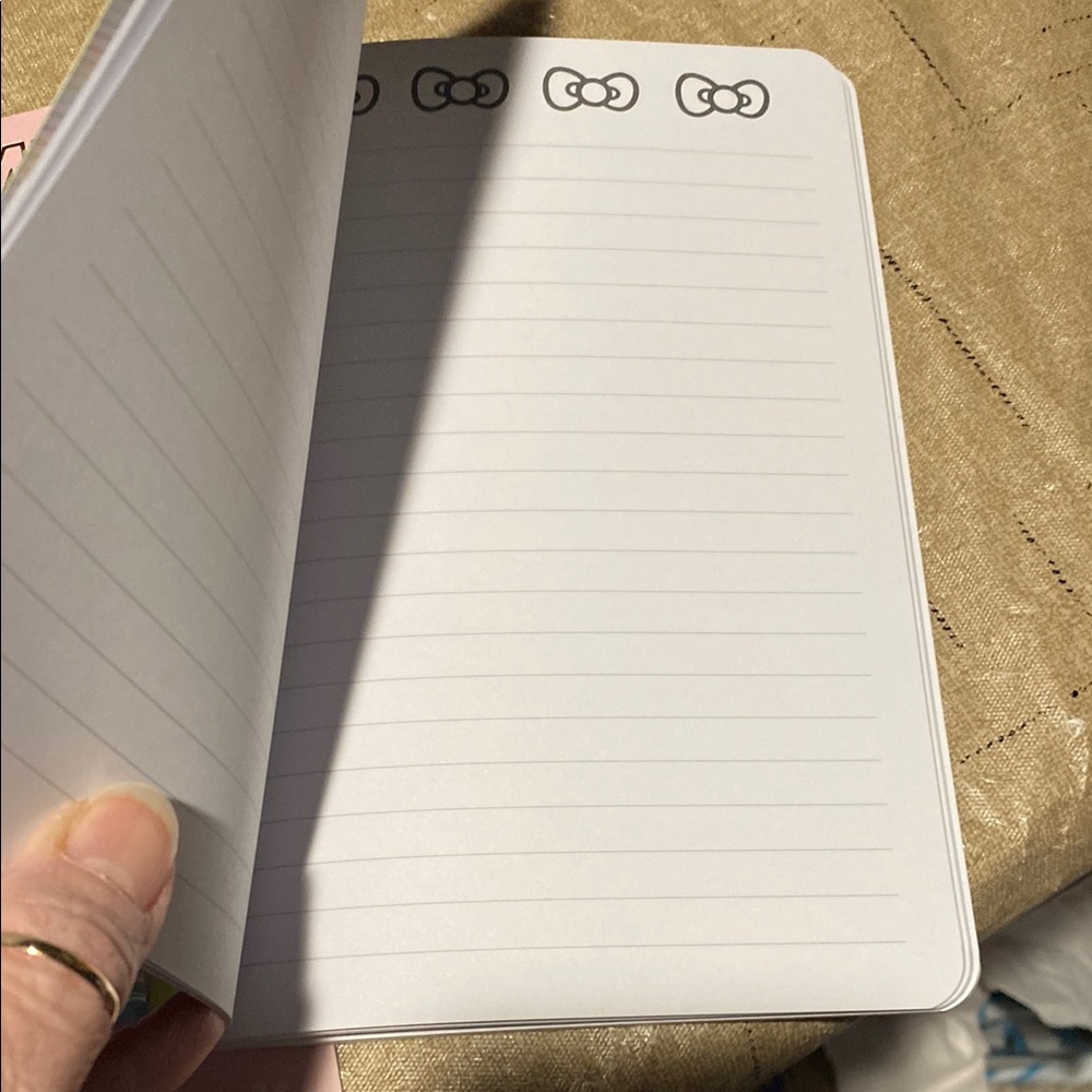 Hello Kitty Gel Pens and Cinnamoroll, kereopi Notebook Set - Picture 5 of 8
